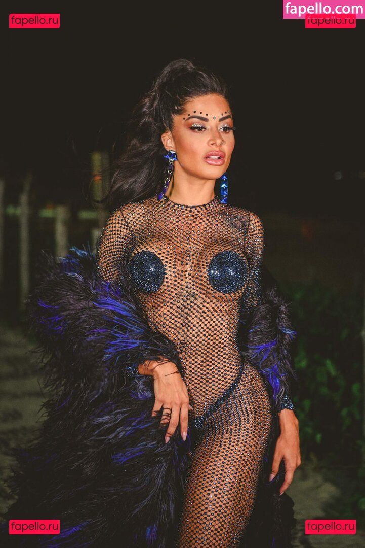 Aline Campos / Aline Riscado / soualinecampos Onlyfans Photo Gallery 