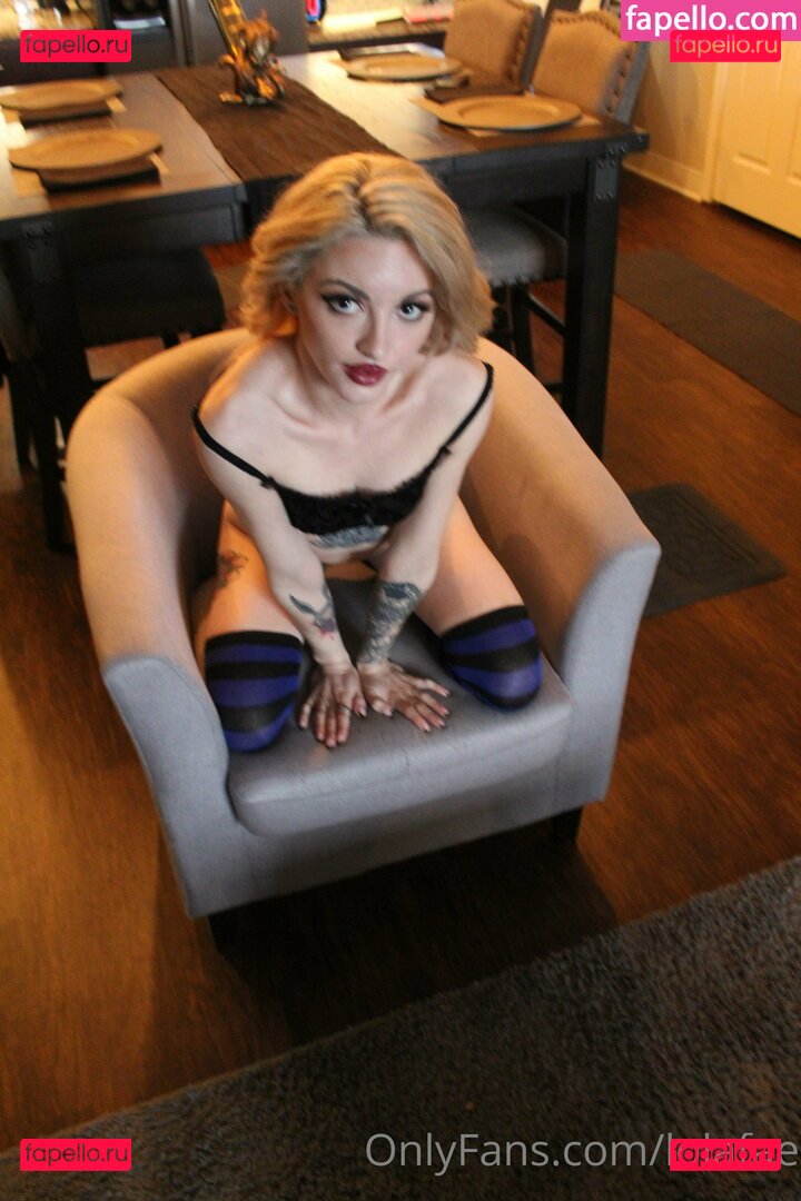 ittz_lola_ / lolafae Onlyfans Photo Gallery 