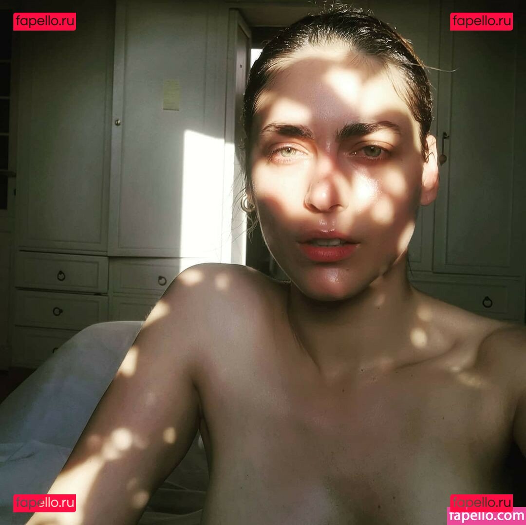 Miriam Leone / mirimeo Onlyfans Photo Gallery 