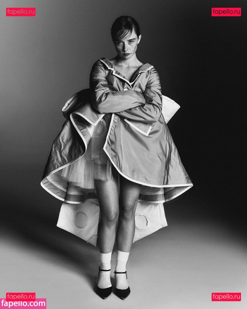 SuzieSon / charlieisomething / mymotherfvckedmickjagger / thestrawberrybutcher Onlyfans Photo Gallery 