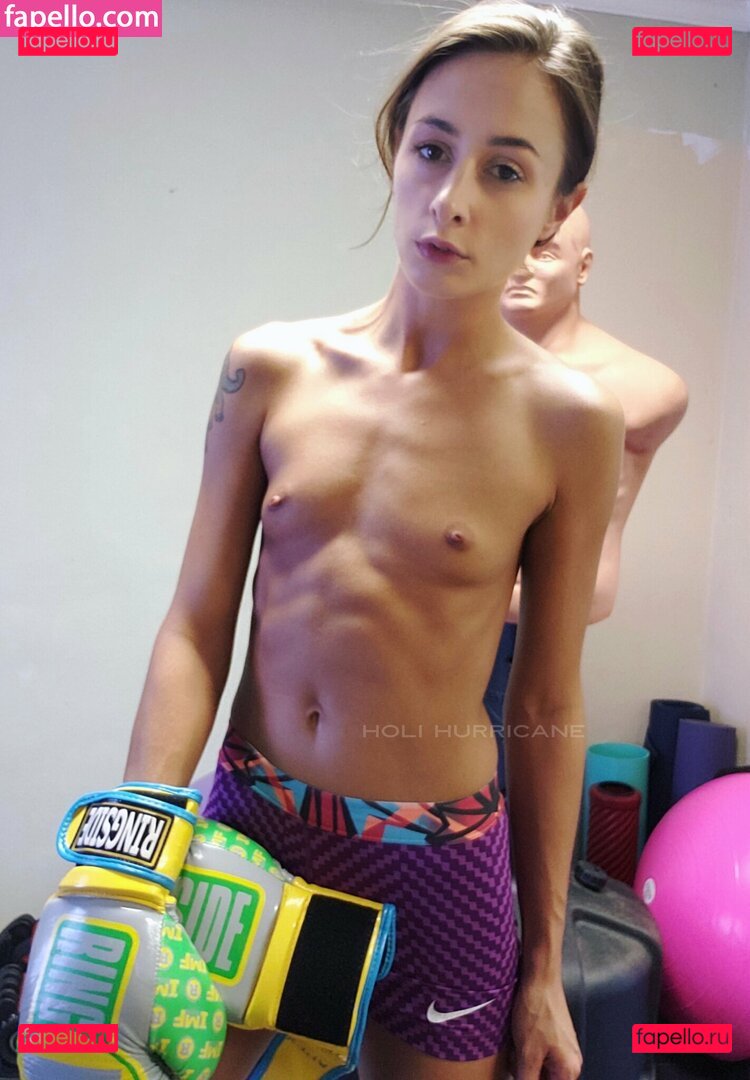 holihurricanefree / holycathrine Onlyfans Photo Gallery 