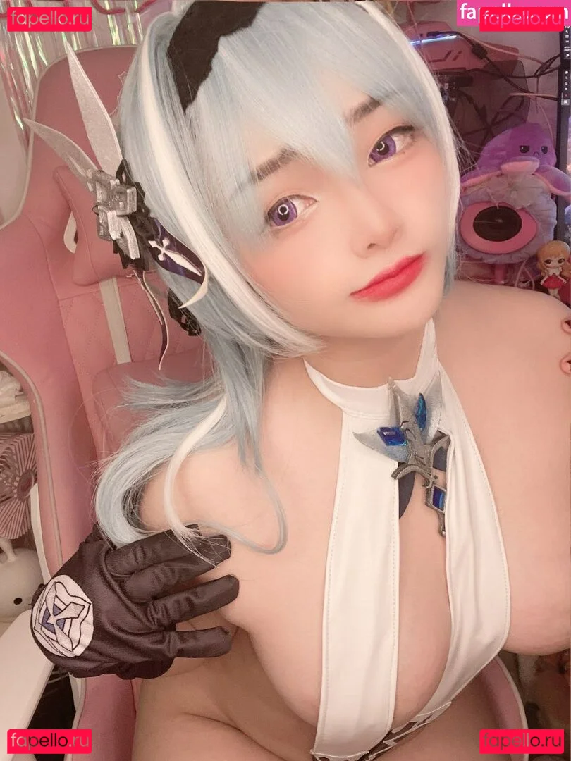 MiMi Chan Onlyfans Photo Gallery 