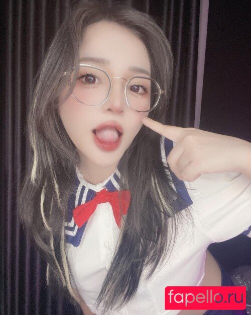 MiMi Chan Onlyfans Photo Gallery 