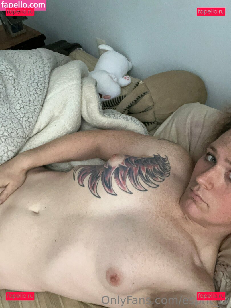 enesprit_tv / esprit_tv Onlyfans Photo Gallery 