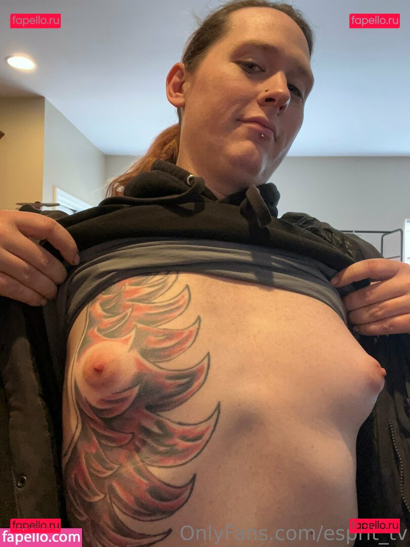 enesprit_tv / esprit_tv Onlyfans Photo Gallery 