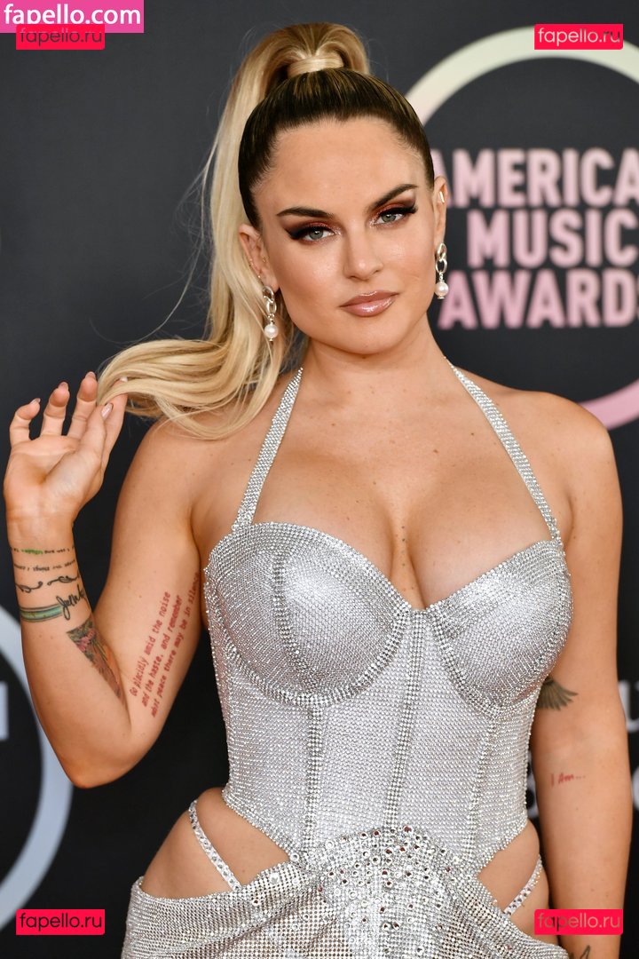 Jojo Levesque / iamjojo Onlyfans Photo Gallery 