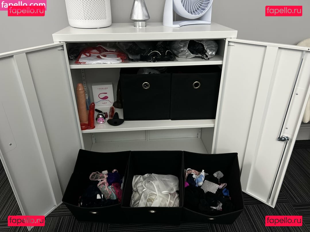 hello.playground / kbsexualplayground Onlyfans Photo Gallery 