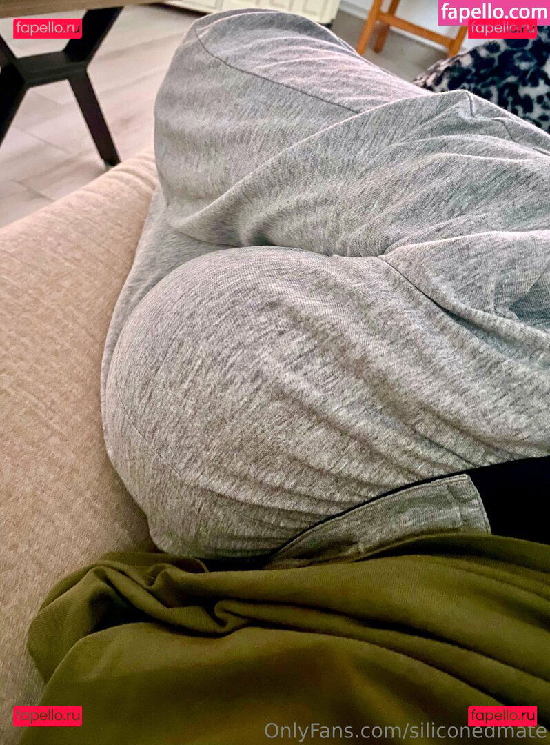 siliconedmate Onlyfans Photo Gallery 