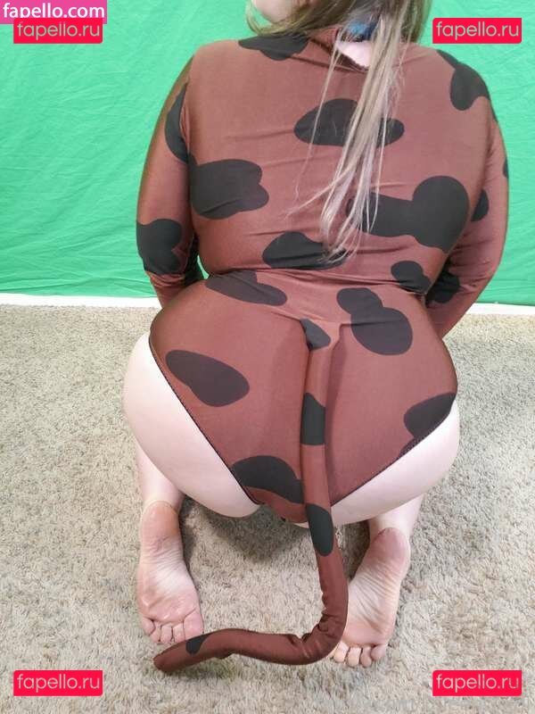 QueenGoldi / https: / thequeengoldi Onlyfans Photo Gallery 