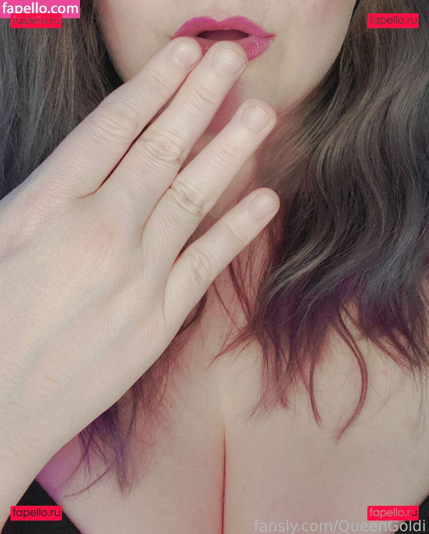 QueenGoldi / https: / thequeengoldi Onlyfans Photo Gallery 