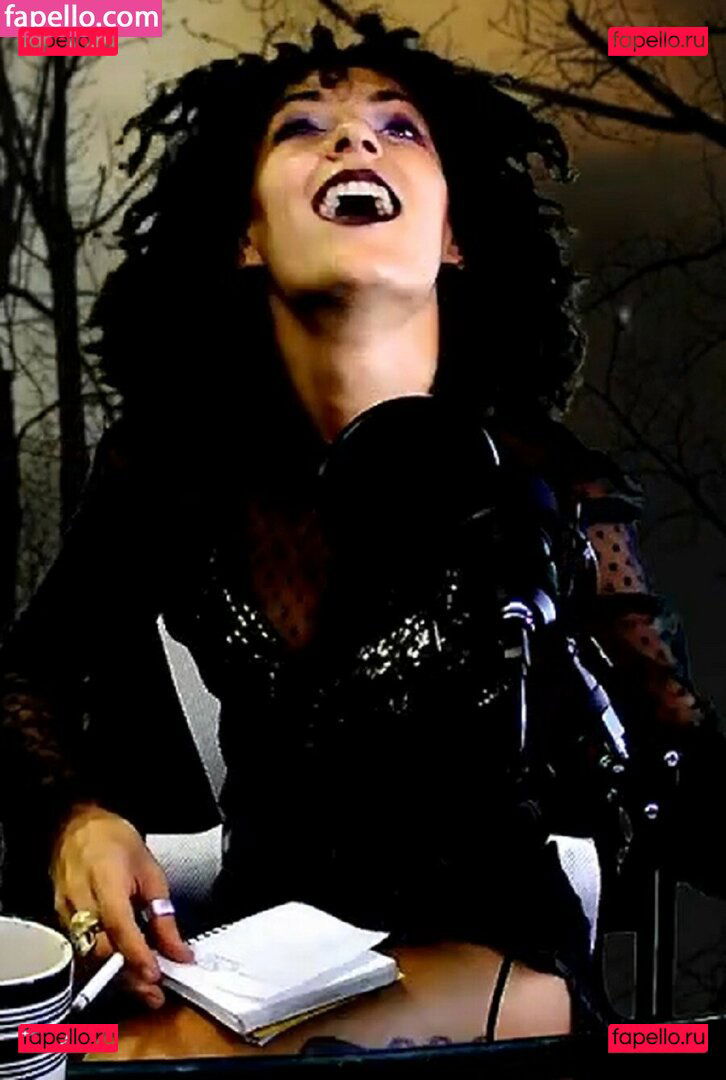 Rava Banks / Rava Banks / ravalavabanks / ravalavabanks Onlyfans Photo Gallery 