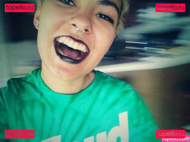 Rava Banks / Rava Banks / ravalavabanks / ravalavabanks Onlyfans Photo Gallery 