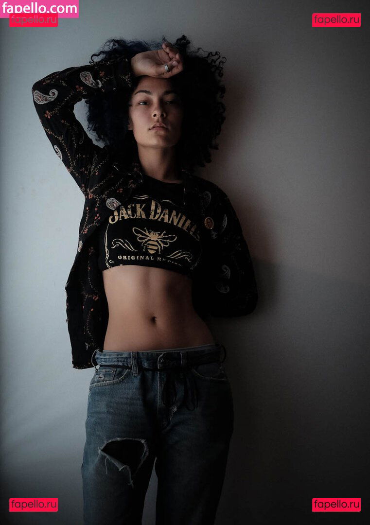 Rava Banks / Rava Banks / ravalavabanks / ravalavabanks Onlyfans Photo Gallery 