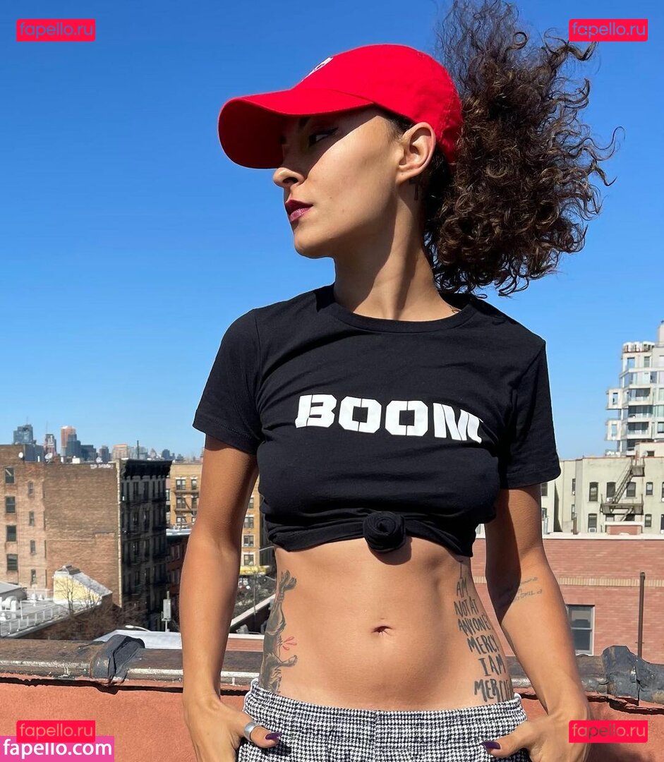 Rava Banks / Rava Banks / ravalavabanks / ravalavabanks Onlyfans Photo Gallery 