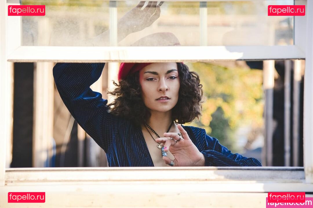 Rava Banks / Rava Banks / ravalavabanks / ravalavabanks Onlyfans Photo Gallery 