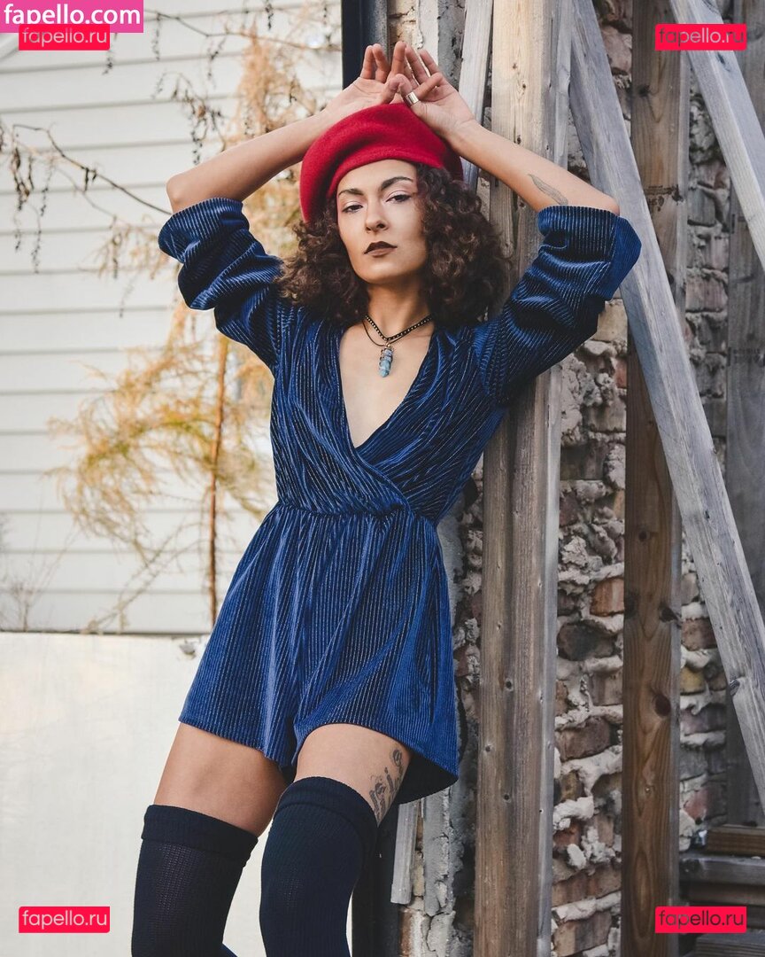 Rava Banks / Rava Banks / ravalavabanks / ravalavabanks Onlyfans Photo Gallery 