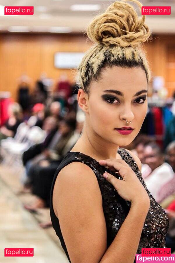 Rava Banks / Rava Banks / ravalavabanks / ravalavabanks Onlyfans Photo Gallery 