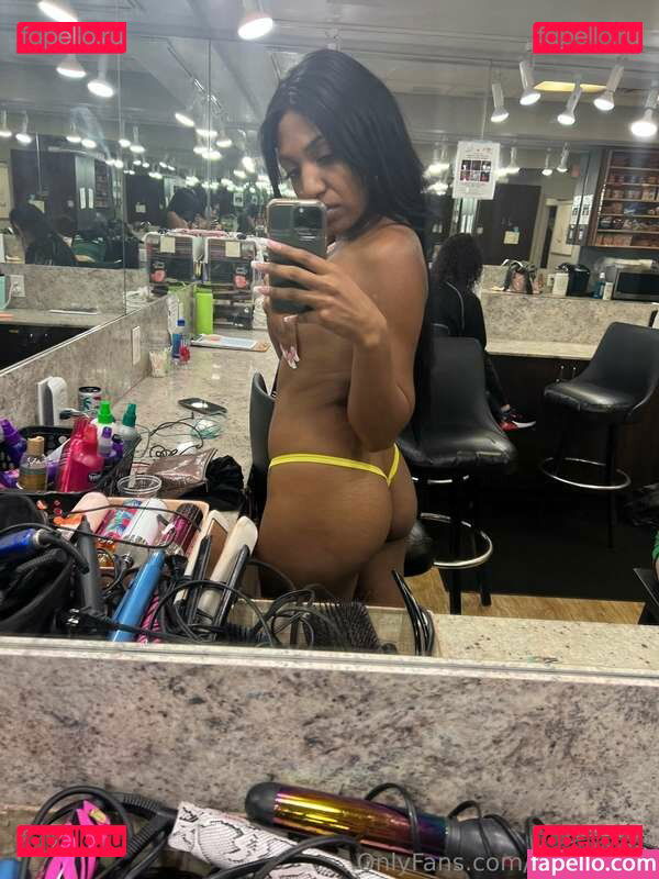 Naomi Trophy / naomitrophyvip / trophyreels Onlyfans Photo Gallery 