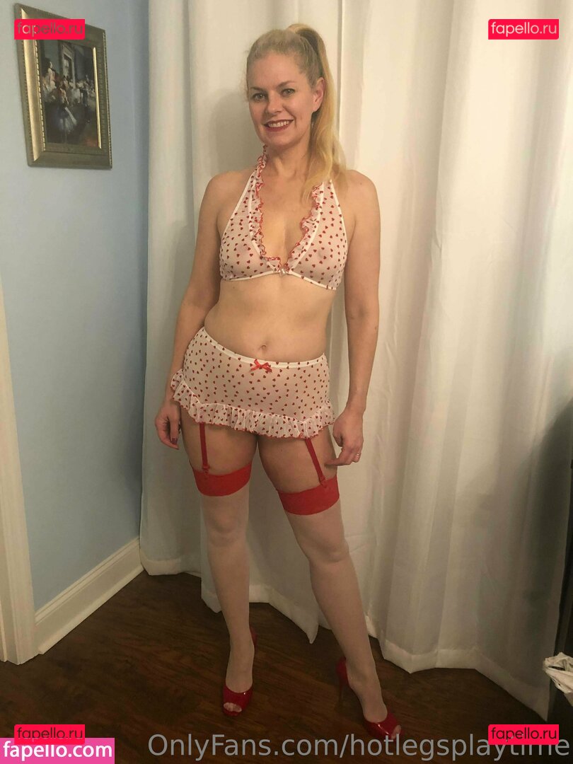 hotlegsplaytime / timeflieslikeadream Onlyfans Photo Gallery 