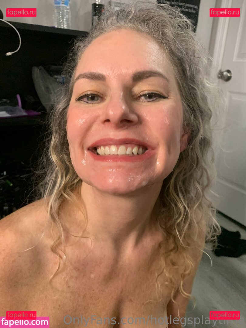 hotlegsplaytime / timeflieslikeadream Onlyfans Photo Gallery 