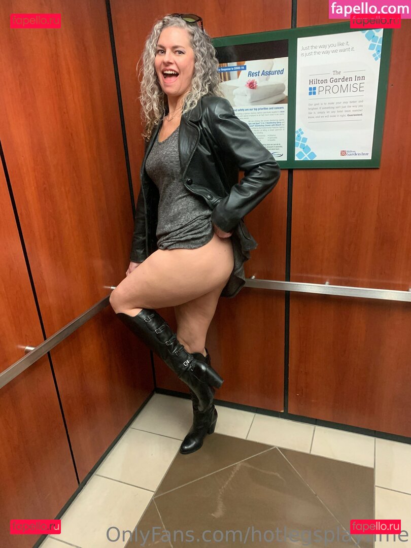 hotlegsplaytime / timeflieslikeadream Onlyfans Photo Gallery 