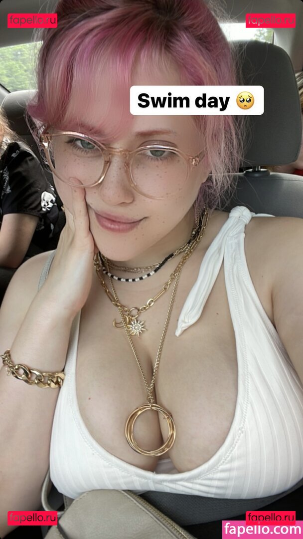 Moyumie / Moyumii / https: / moyumiee Onlyfans Photo Gallery 