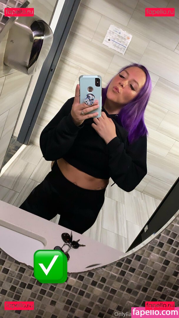 hollie_mack_fc / holliemack Onlyfans Photo Gallery 