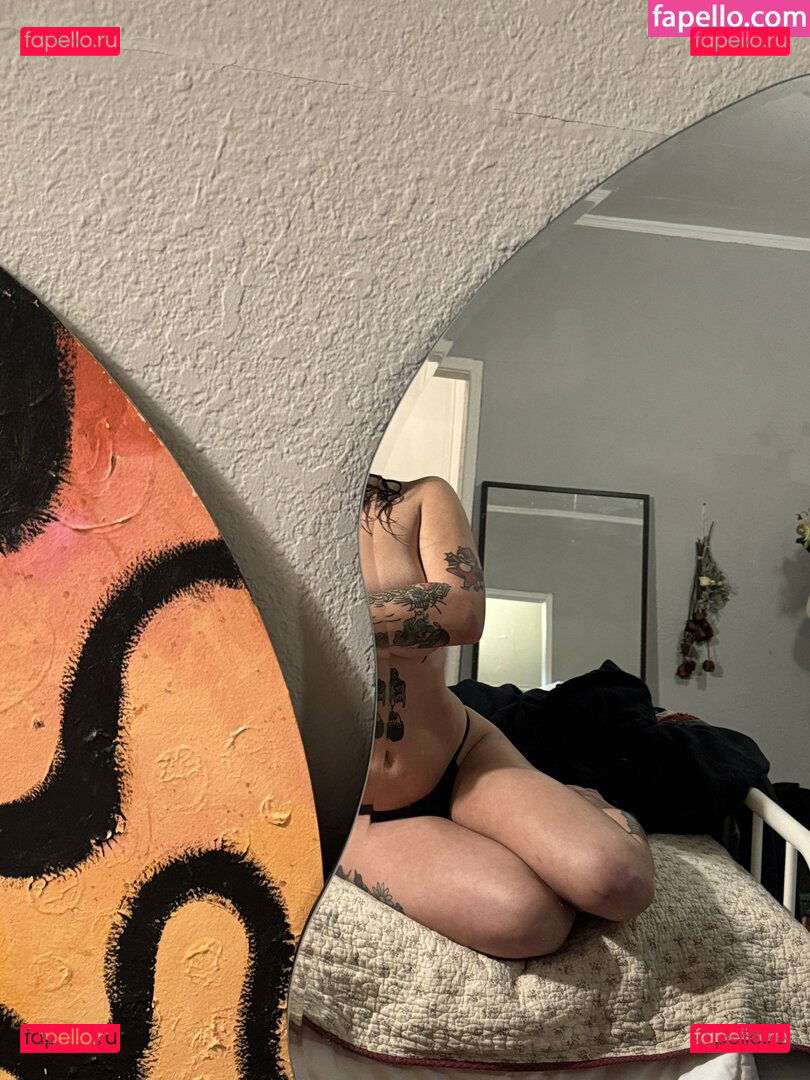 cowgirllaura / lauraaadilene Onlyfans Photo Gallery 