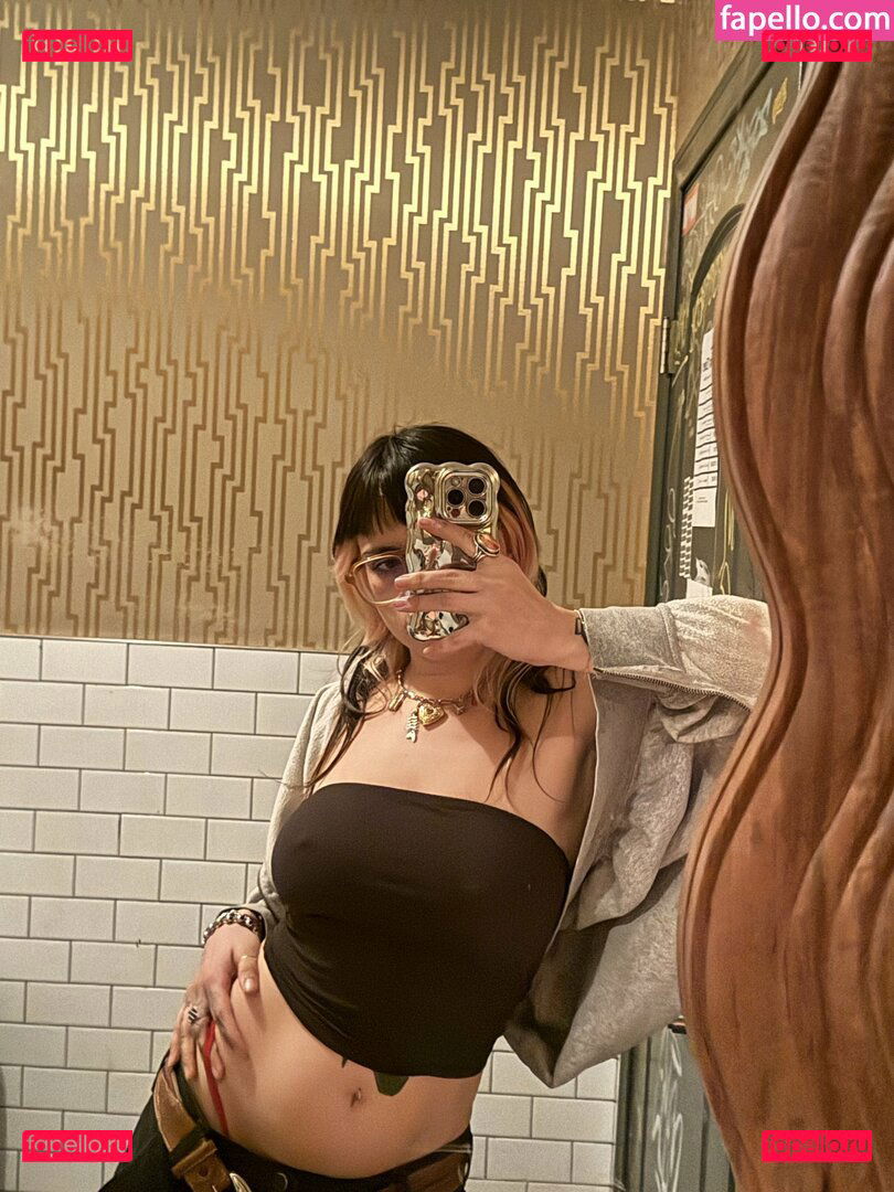 cowgirllaura / lauraaadilene Onlyfans Photo Gallery 