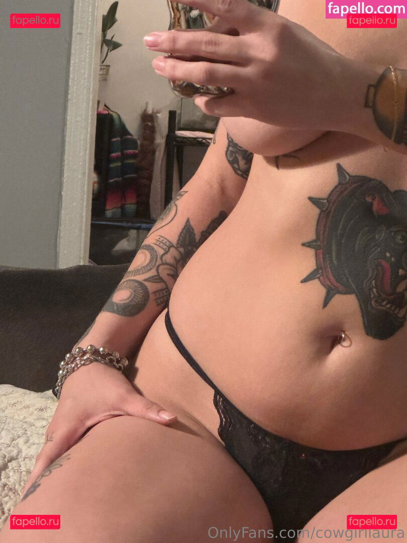 cowgirllaura / lauraaadilene Onlyfans Photo Gallery 