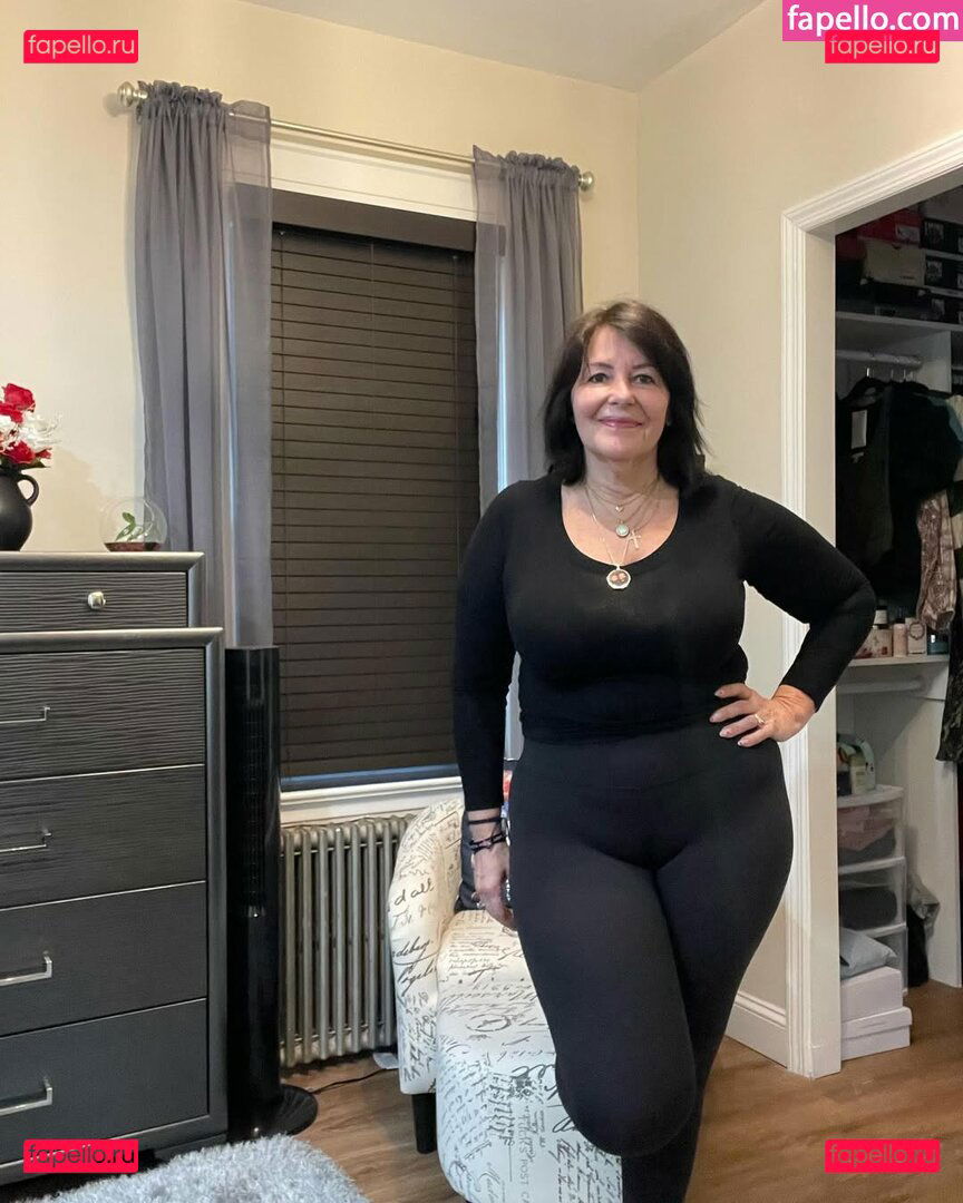 Lou M Bondi / finallyfoundmypeace / https: / ivorygoddess Onlyfans Photo Gallery 