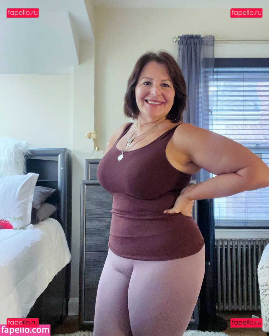 Lou M Bondi / finallyfoundmypeace / https: / ivorygoddess Onlyfans Photo Gallery 