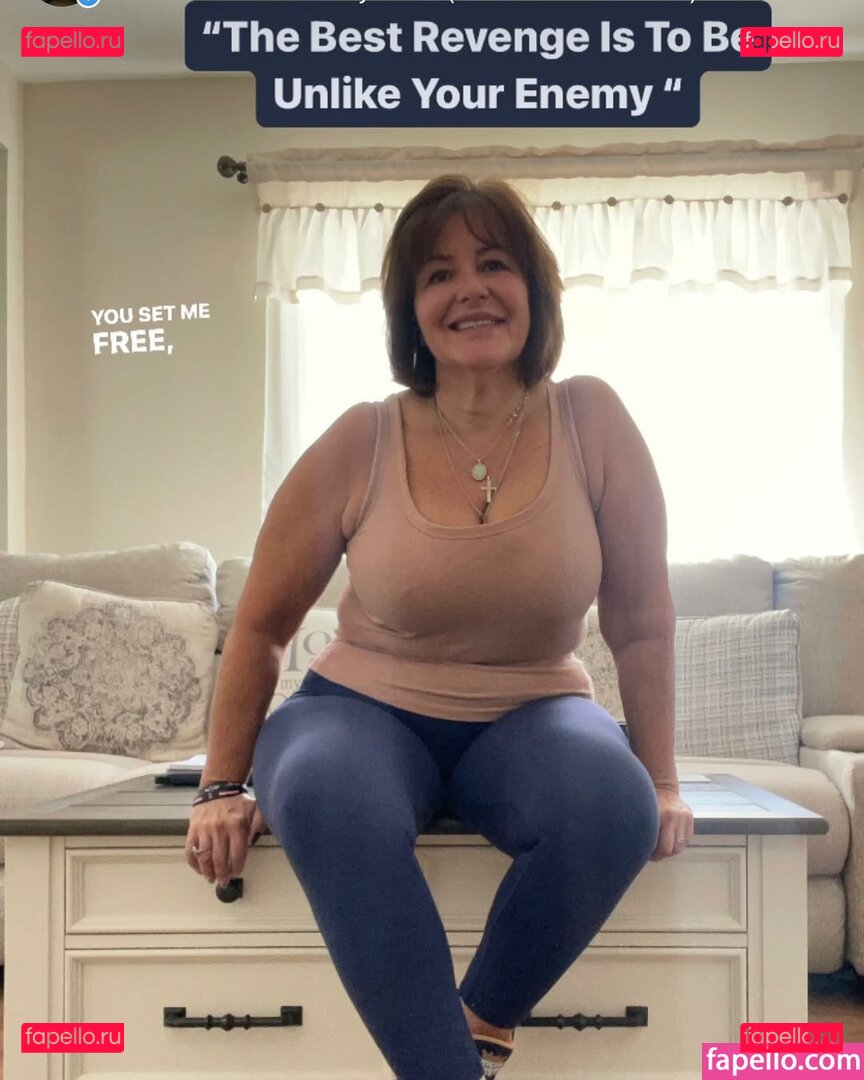 Lou M Bondi / finallyfoundmypeace / https: / ivorygoddess Onlyfans Photo Gallery 