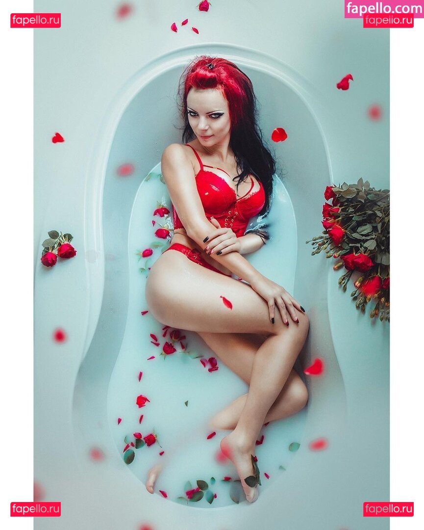 HobbymodelNicky / Lady_Denight_official / https: / ladydenight / quinndarkpie Onlyfans Photo Gallery 