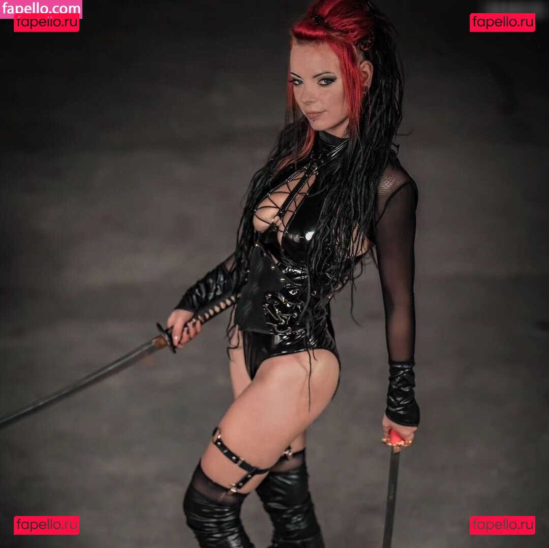 HobbymodelNicky / Lady_Denight_official / https: / ladydenight / quinndarkpie Onlyfans Photo Gallery 