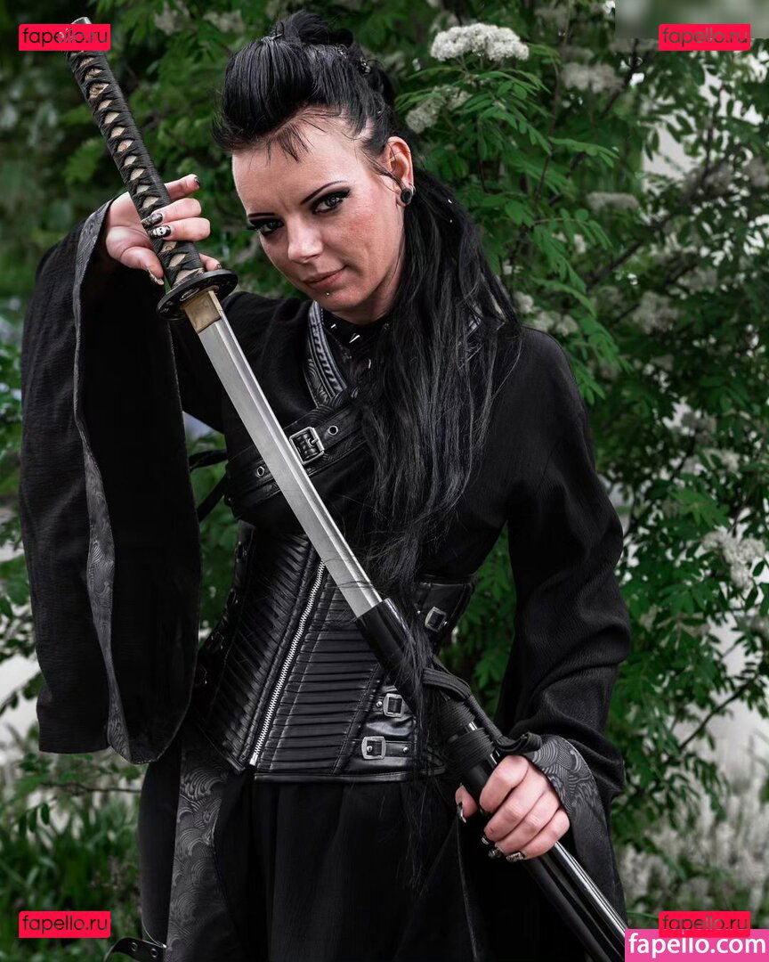 HobbymodelNicky / Lady_Denight_official / https: / ladydenight / quinndarkpie Onlyfans Photo Gallery 