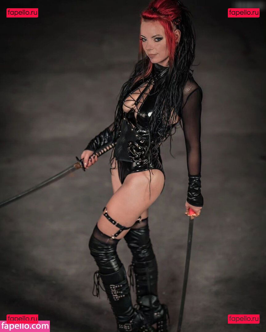 HobbymodelNicky / Lady_Denight_official / https: / ladydenight / quinndarkpie Onlyfans Photo Gallery 