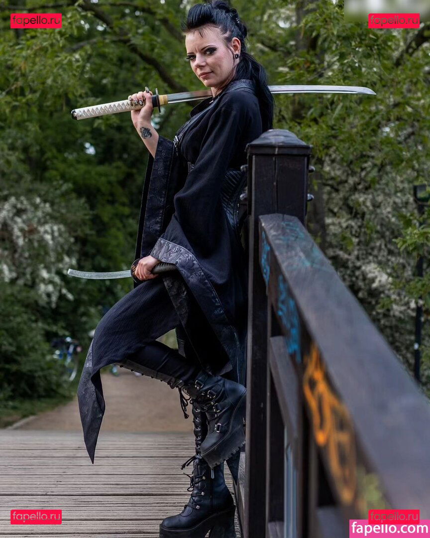 HobbymodelNicky / Lady_Denight_official / https: / ladydenight / quinndarkpie Onlyfans Photo Gallery 