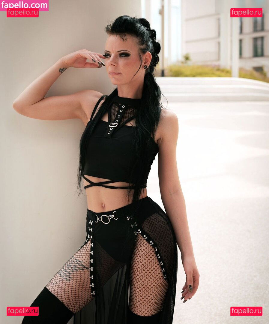 HobbymodelNicky / Lady_Denight_official / https: / ladydenight / quinndarkpie Onlyfans Photo Gallery 