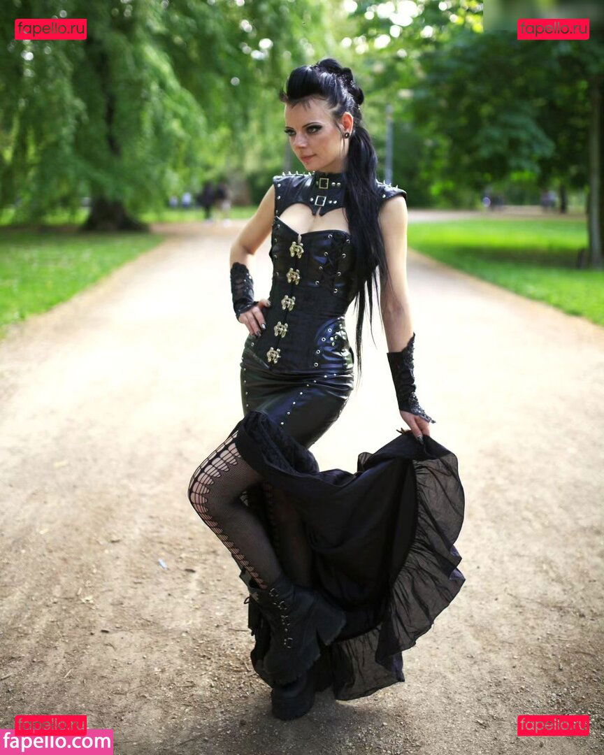 HobbymodelNicky / Lady_Denight_official / https: / ladydenight / quinndarkpie Onlyfans Photo Gallery 