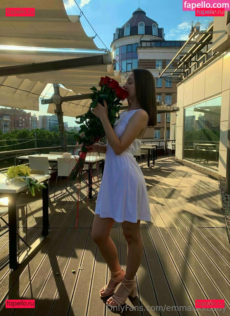 emm.body / emmaxxxbody Onlyfans Photo Gallery 