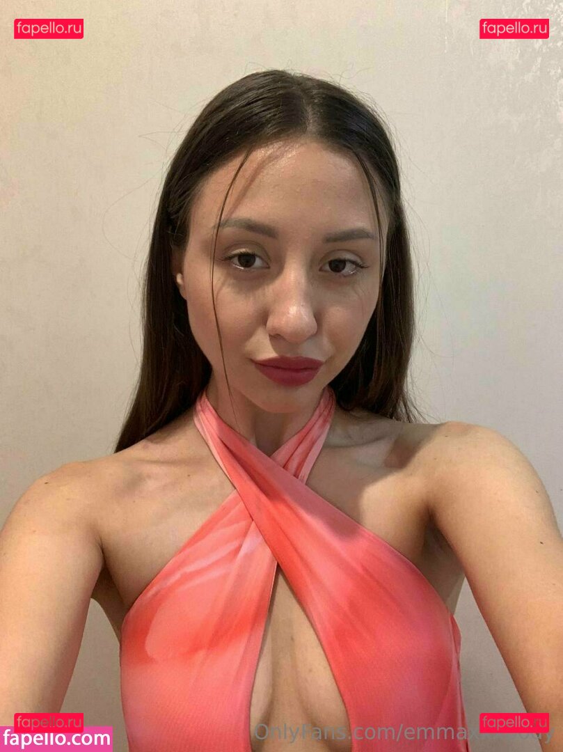 emm.body / emmaxxxbody Onlyfans Photo Gallery 