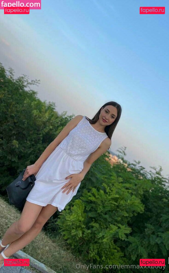 emm.body / emmaxxxbody Onlyfans Photo Gallery 