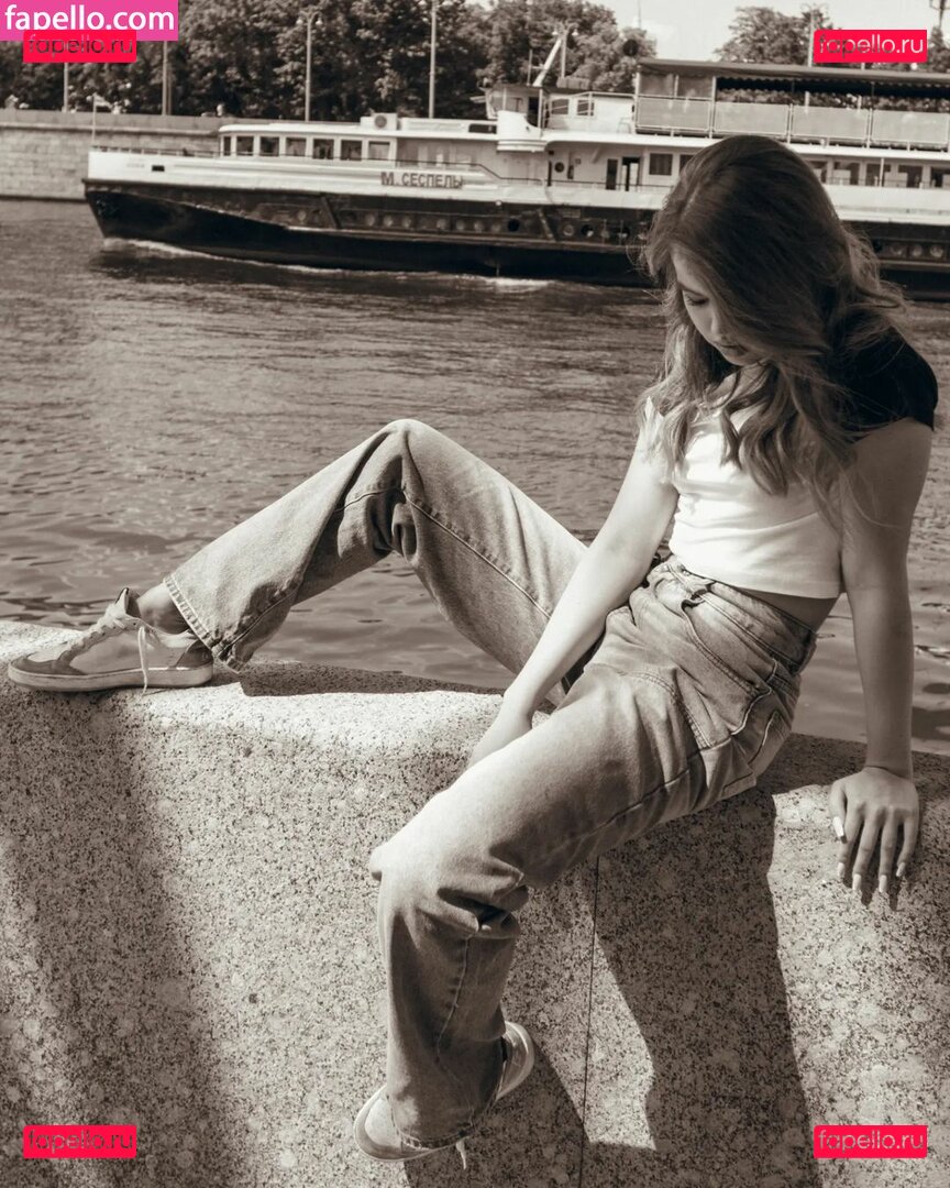 Daria Tyazkhun / dabrowskadaria / daria_tyazkhun Onlyfans Photo Gallery 