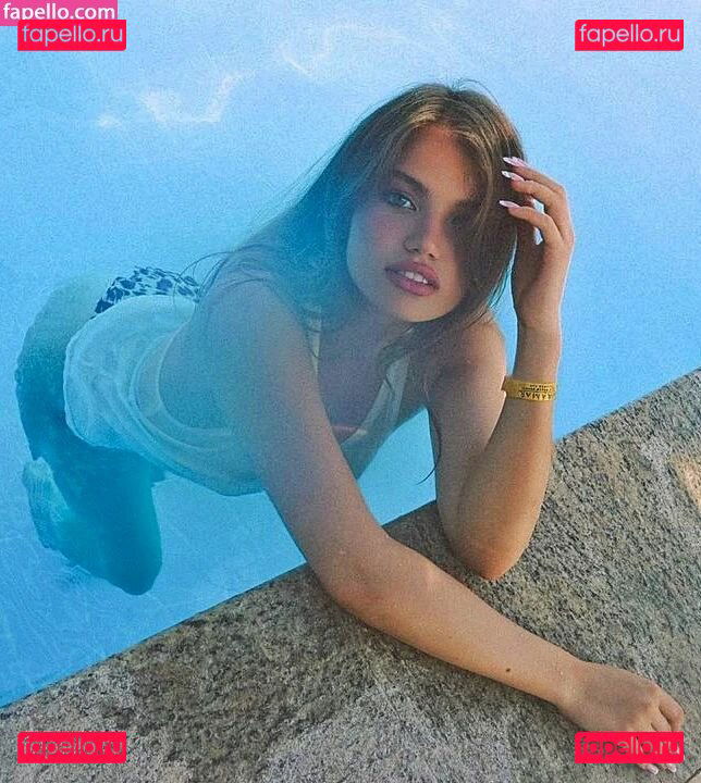 Daria Tyazkhun / dabrowskadaria / daria_tyazkhun Onlyfans Photo Gallery 