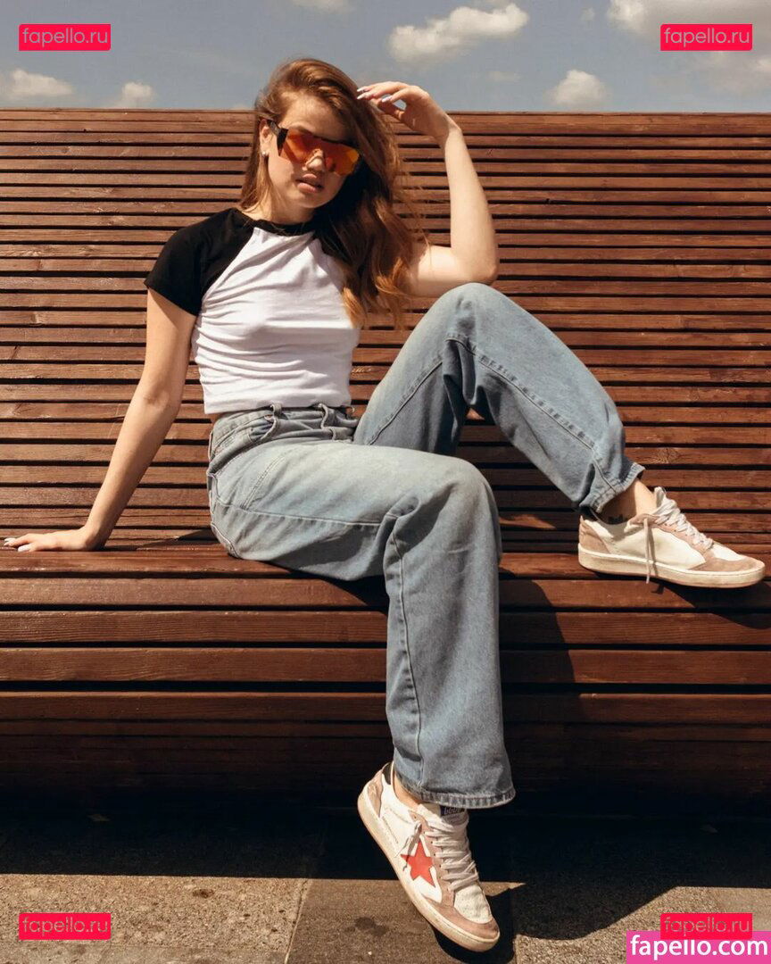 Daria Tyazkhun / dabrowskadaria / daria_tyazkhun Onlyfans Photo Gallery 