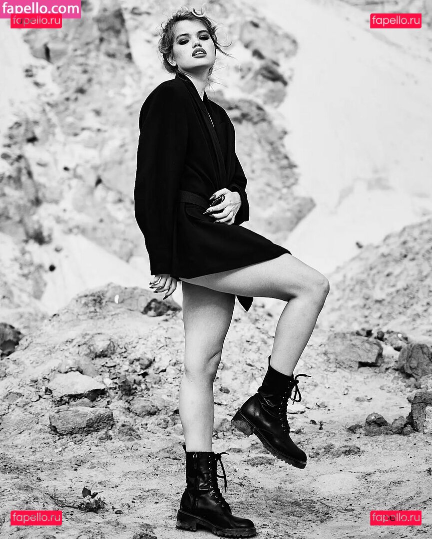 Daria Tyazkhun / dabrowskadaria / daria_tyazkhun Onlyfans Photo Gallery 