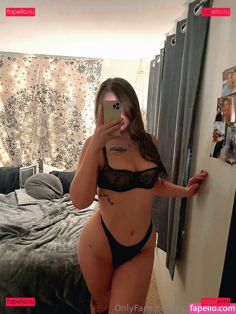 Hotasthedevil / durbintaylor / taylorlorine1 Onlyfans Photo Gallery 