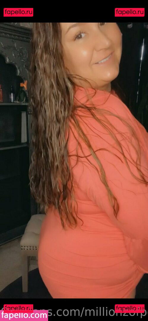 millionzofpeaches / whatisthemaximumcapacityonthis Onlyfans Photo Gallery 