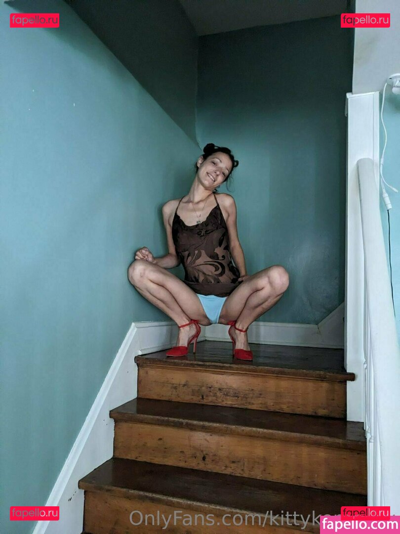 kittykerns.wv Onlyfans Photo Gallery 